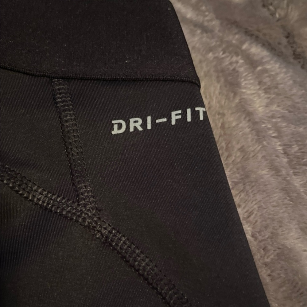 NikePro Dry Fit Black Capri Leggings with Duke blue devil logo women's Small - Picture 5 of 8